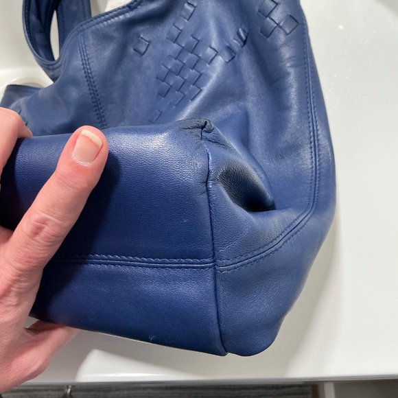 Bottega Veneta lamb leather tote bag - Picture 7 of 12